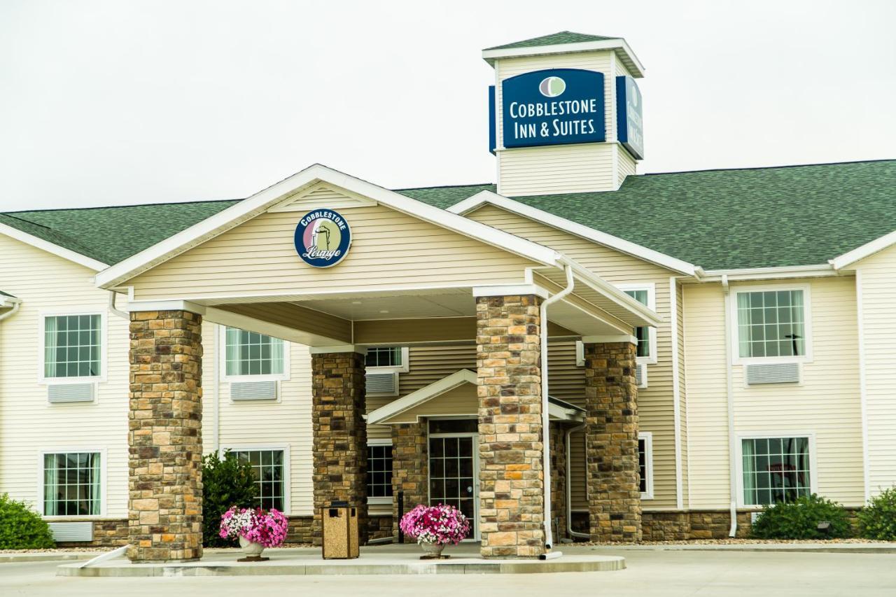 Cobblestone Inn & Suites-Winterset Zewnętrze zdjęcie